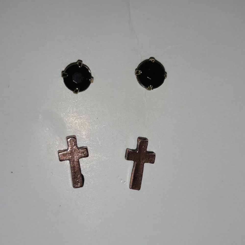 Cross Earrings 🍐